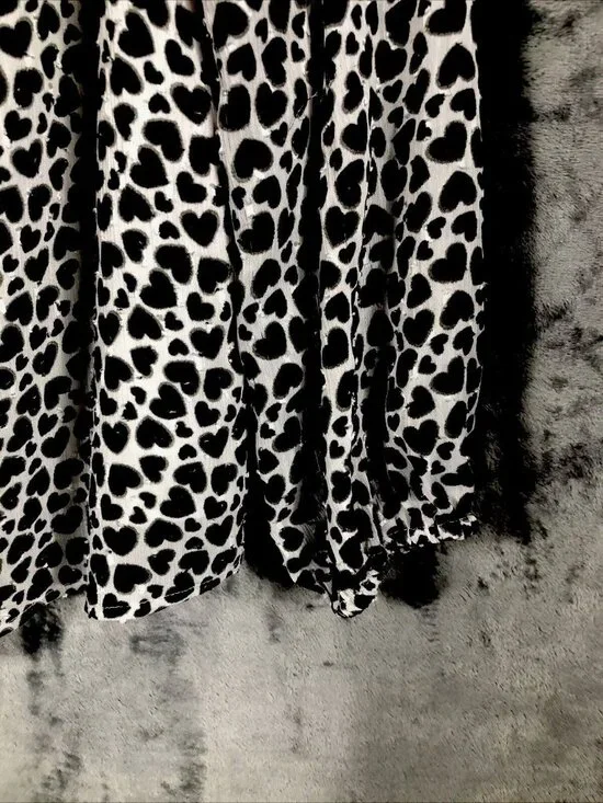 Carolina Belle Woman's Blouse Long Sleeve Animal Print Top Size L Black & White - Picture 5 of 14